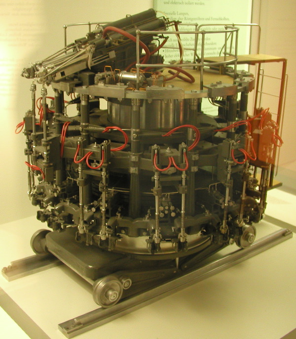 p3034803 Lightbulb machine