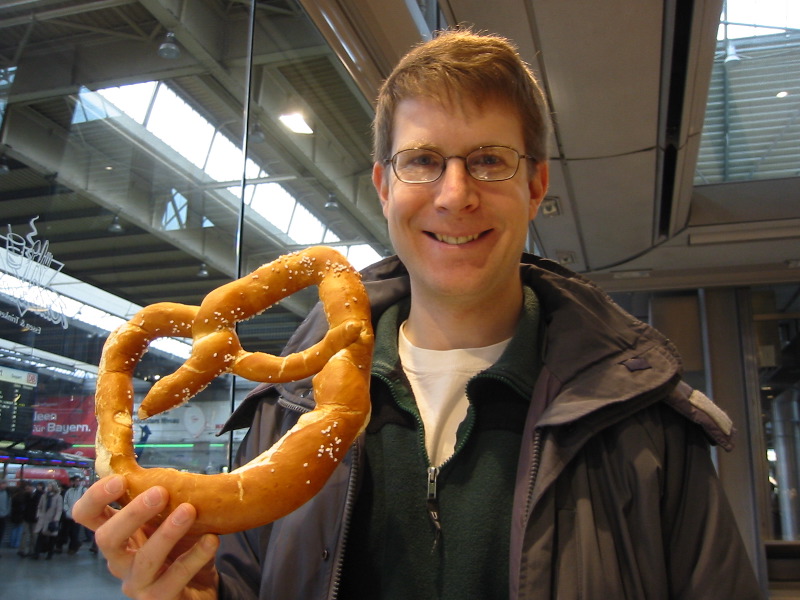 p3071005 Stephen with Big Pretzel