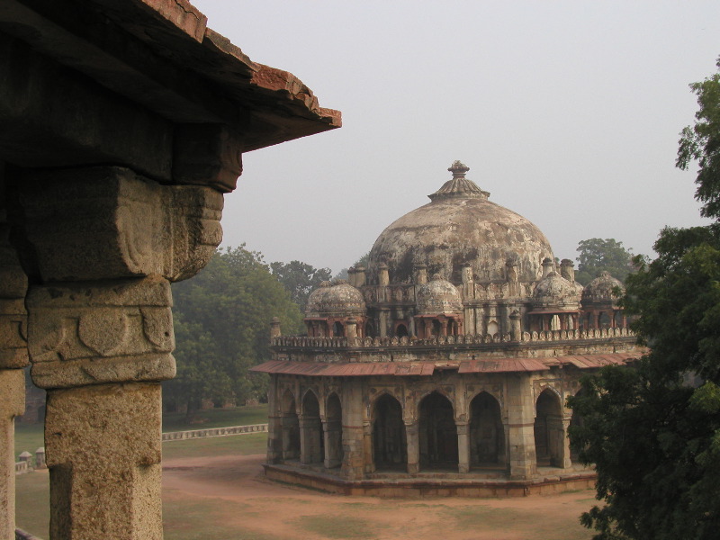 P1033933 Isa Kahn's Tomb