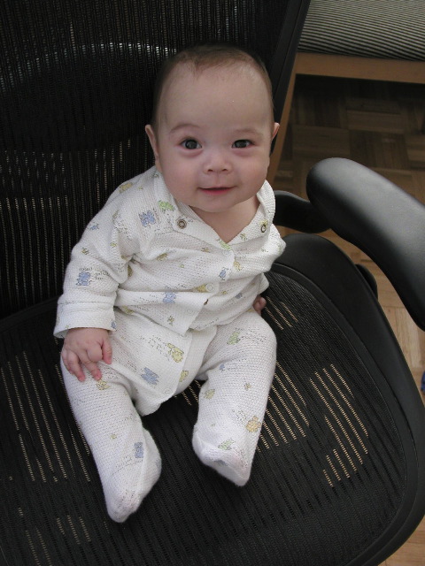 pa316462 Kyle on Aeron