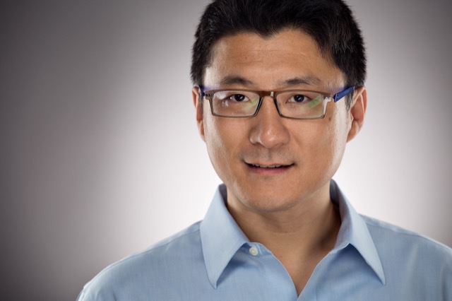 Portrait of Junfeng Yang