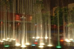 20040608-1024 Fountain