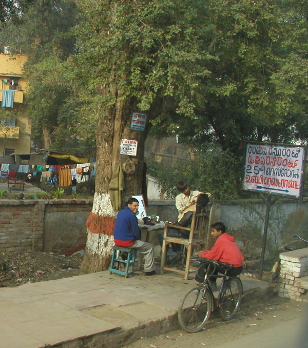 p1054208 Indian Roadside Barber