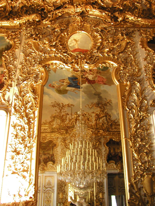 p3024750 Bed Chamber Chandelier