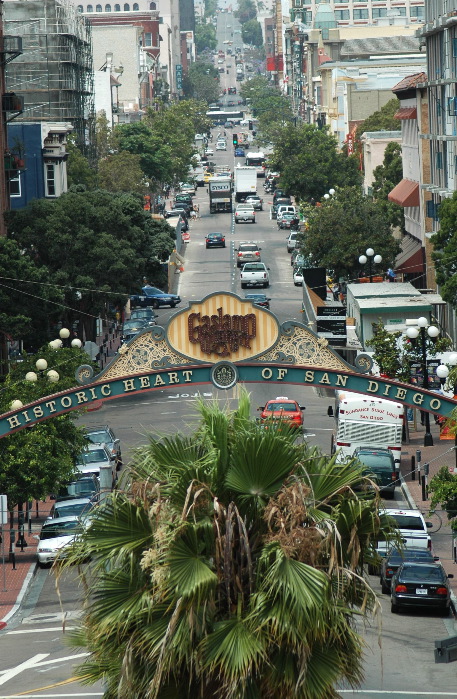 20040608-0999 Gaslamp Quarter