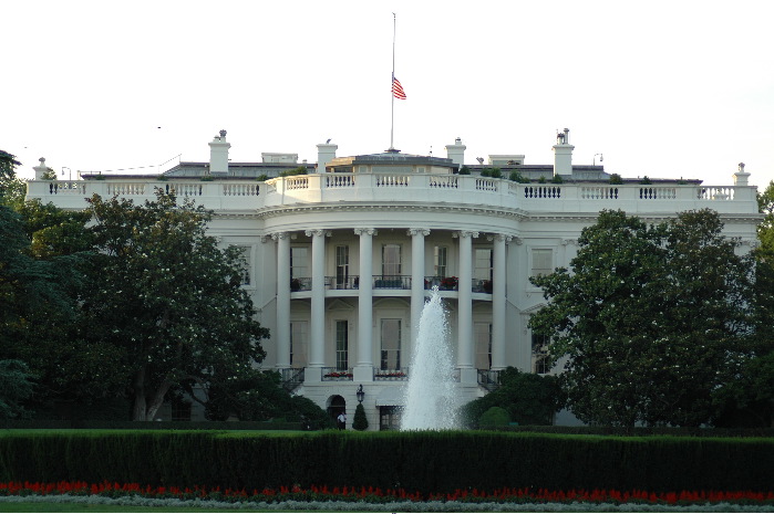 20040612-1102 White House
